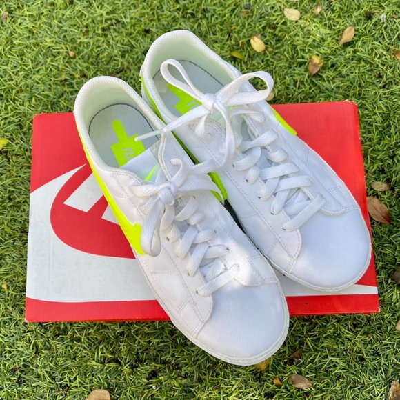 Nike Blazer low white yellow shoes - Picture 3 of 4